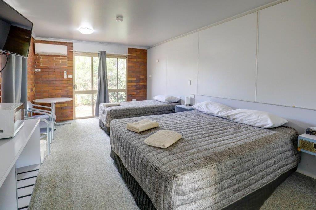 Tambo Mill Motel & Caravan Park Εξωτερικό φωτογραφία